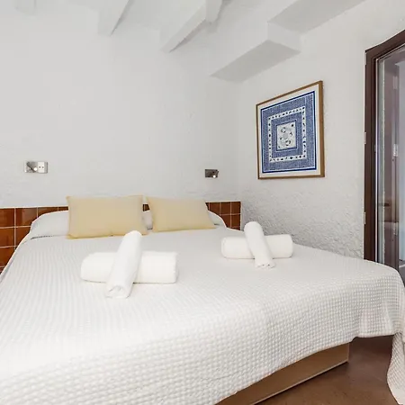 Unique Beachfront * Cala Morell