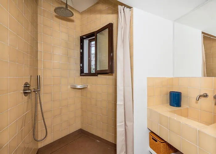 דירה Unique Beachfront