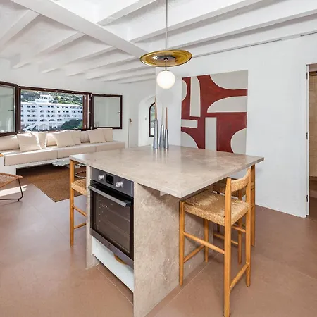 Unique Beachfront * Cala Morell